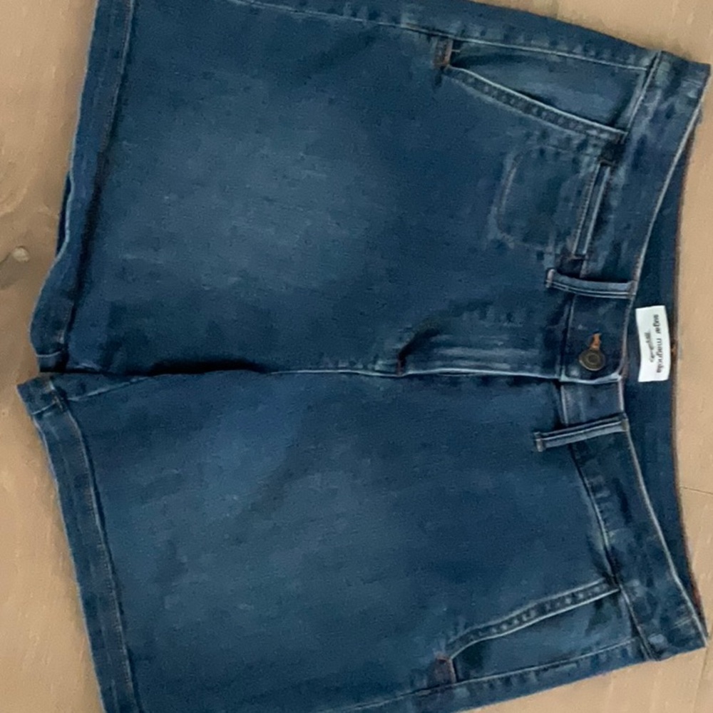 Ladies size 8 denim shorts